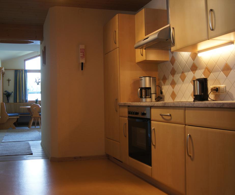 Gaestehaus Alpina Maurach  Rum bild