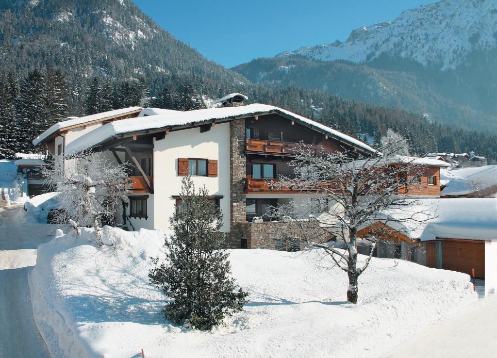 Gaestehaus Alpina Maurach  Exteriör bild